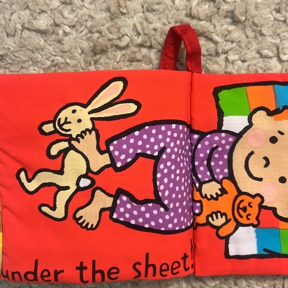 Jellycat “Where Is My Belly Button” Soft Baby Book NWOT - Picture 6 of 6